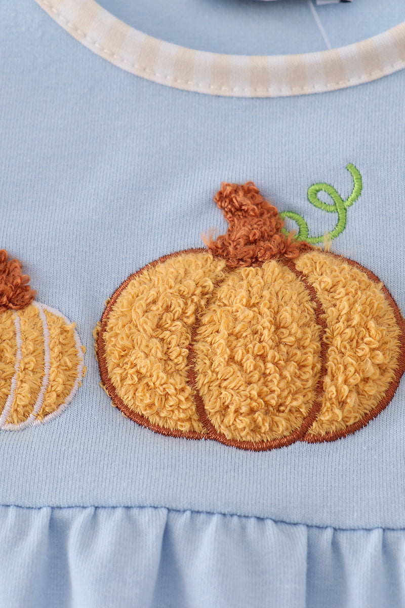 Blue pumpkin french knot ruffle shorts set