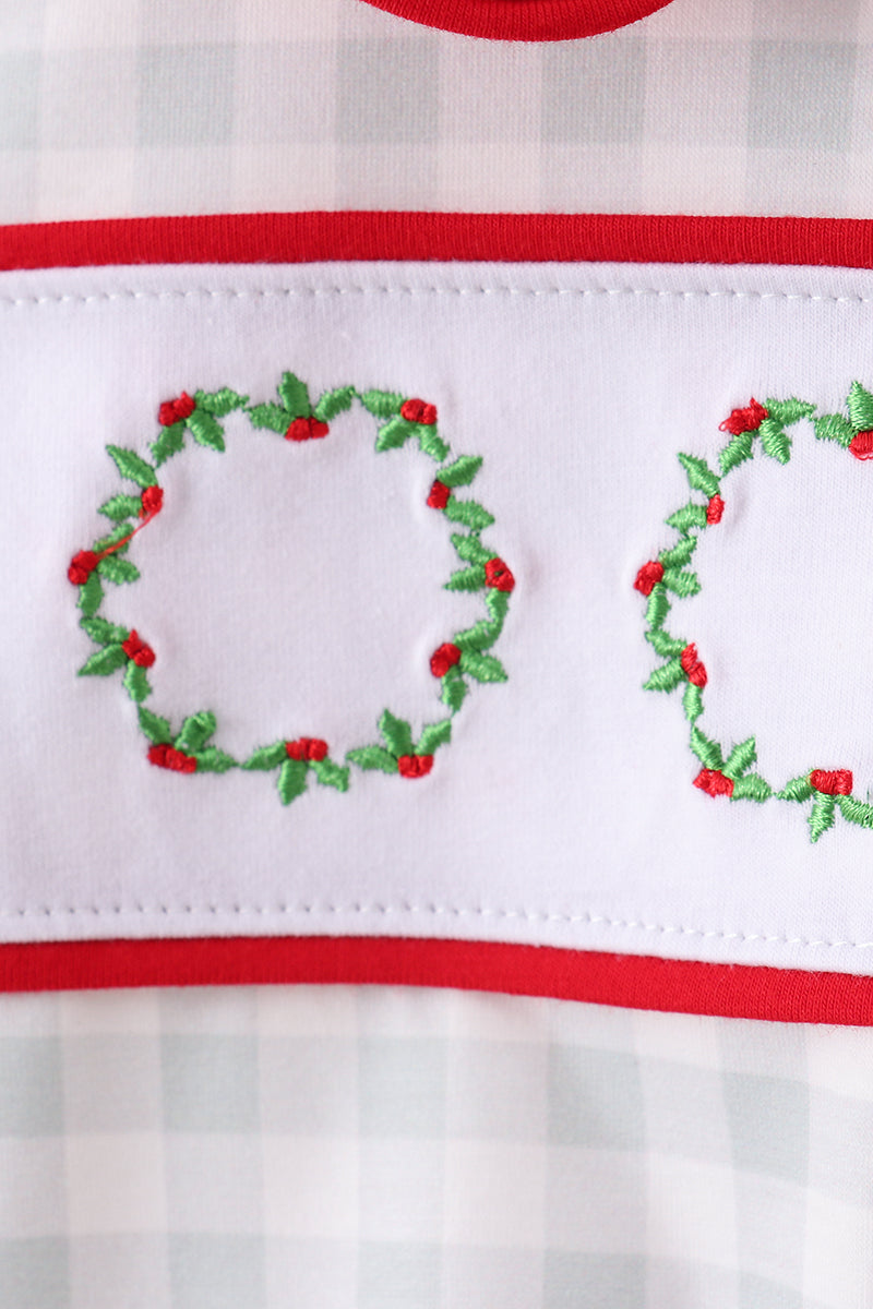Christmas wreath embroidery pants set